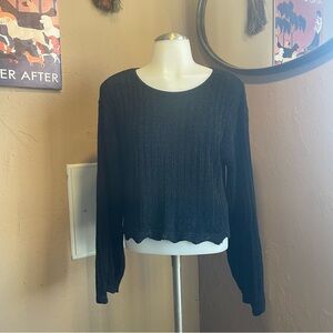 Vintage Fredini black long-sleeved cropped sweater ribbed scalloped hem size M